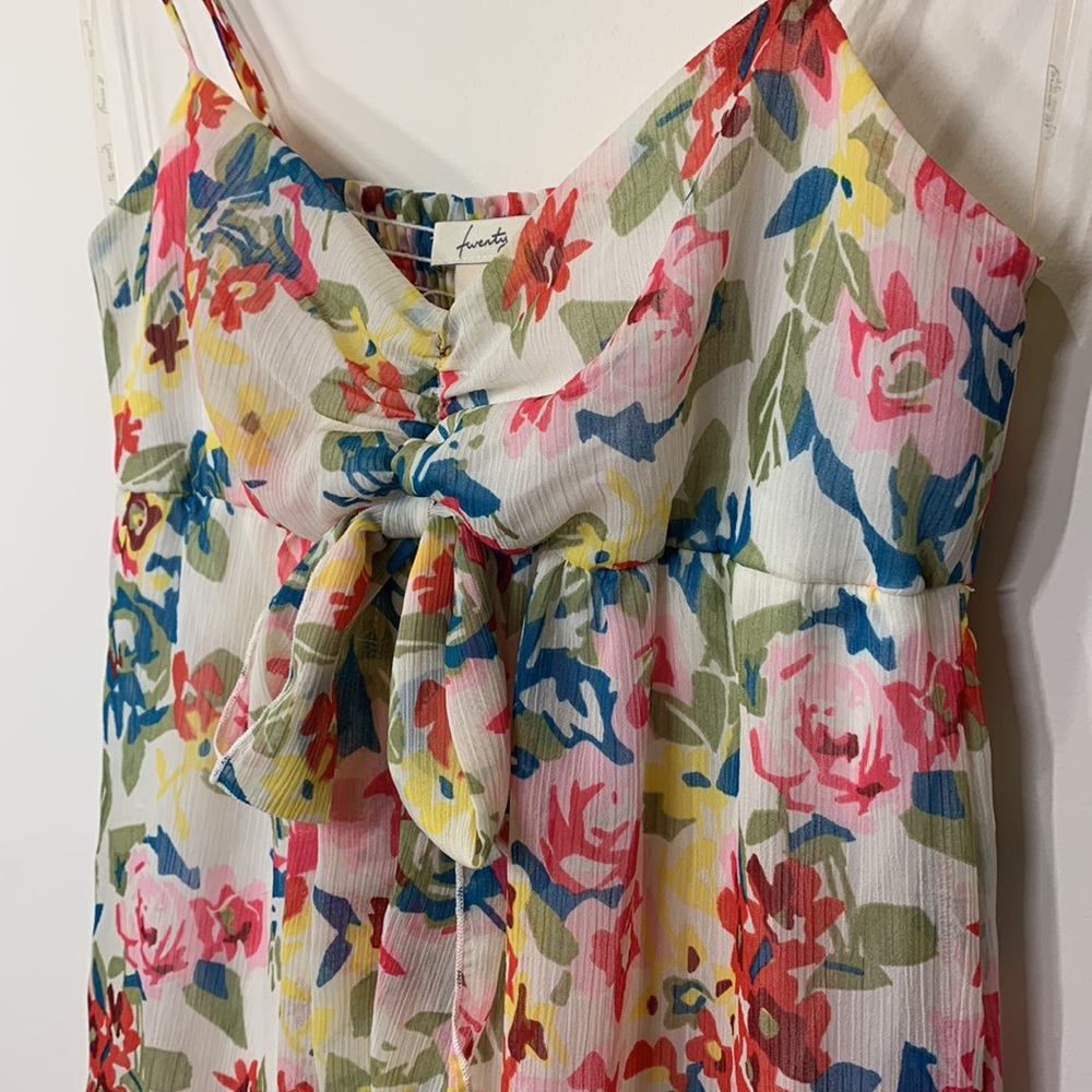 Forever 21 Spring Summer Floral Dress - Picture 2 of 5